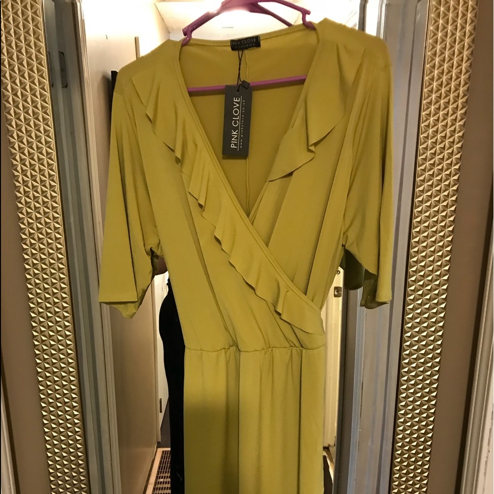 Brand new with tags  Forever 21 dress